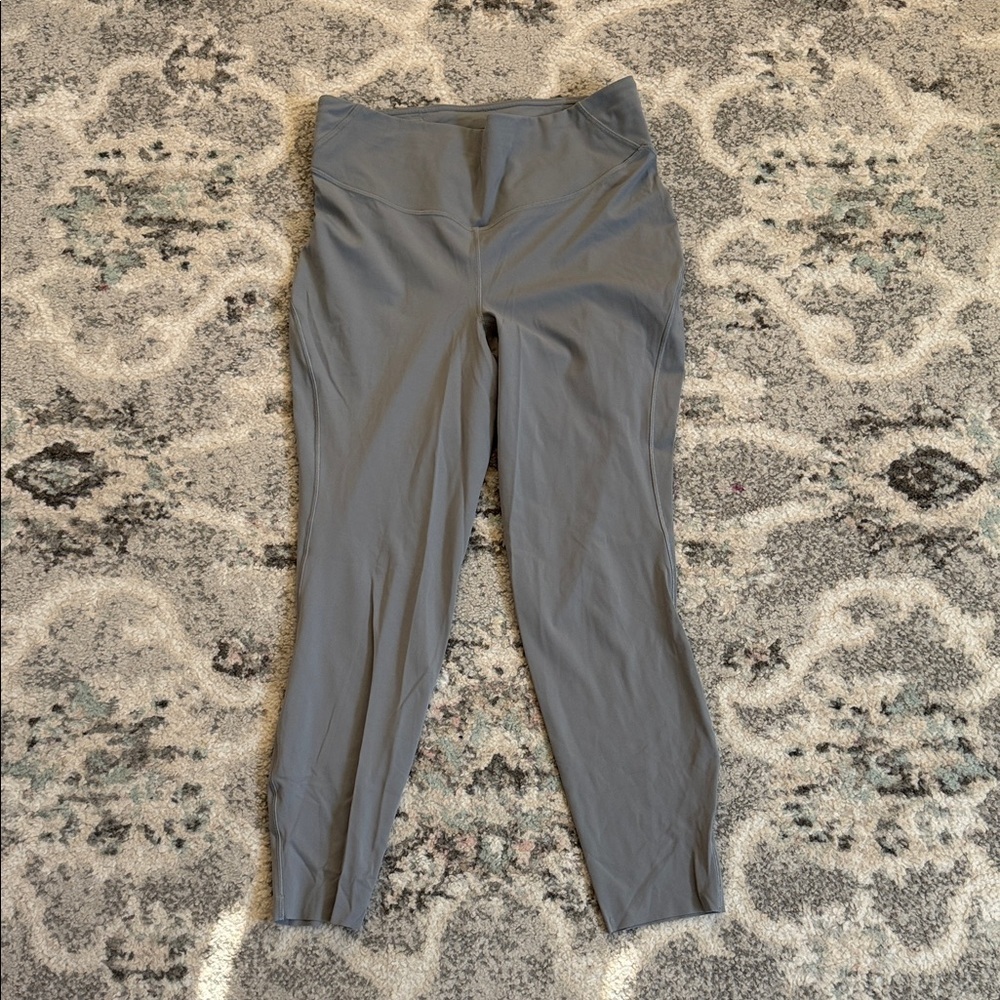 Lululemon Base Pace High-Rise Tight 25" in Rhino Grey
